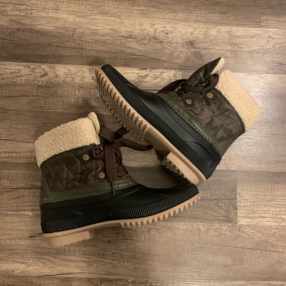Maurices winter boots NWT